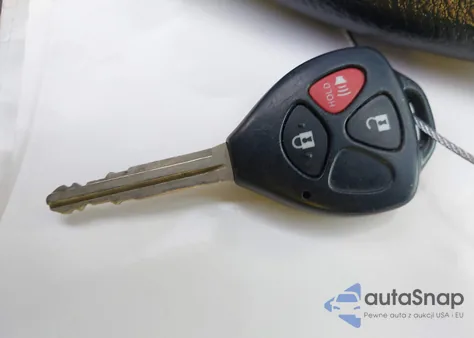 2009 Toyota Rav4 z USA, uszkodzony, nr VIN JTMBF33V995007593